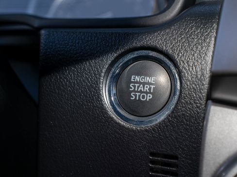 Used 2022 Toyota 4Runner Limited image 32