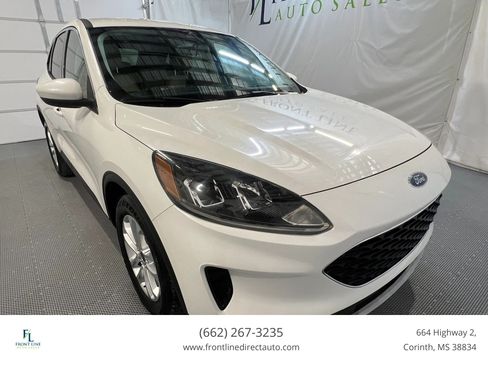 Used 2021 Ford Escape SE FWD image 1