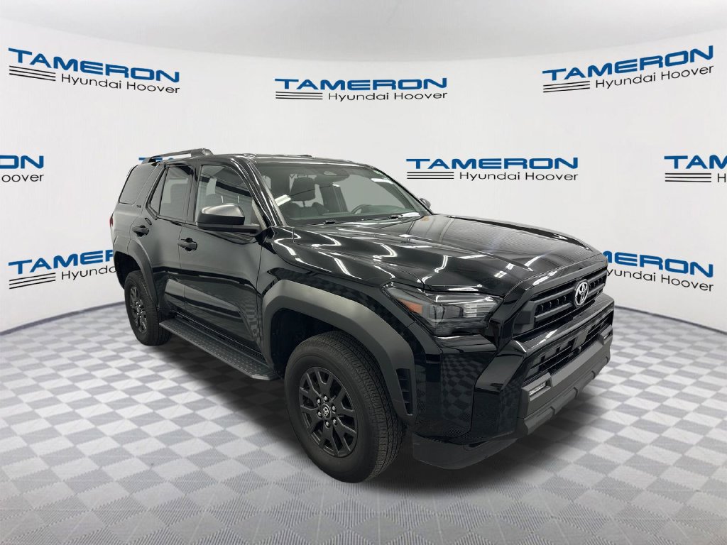 Used 2025 Toyota 4Runner SR5 AWD/4WD image 7