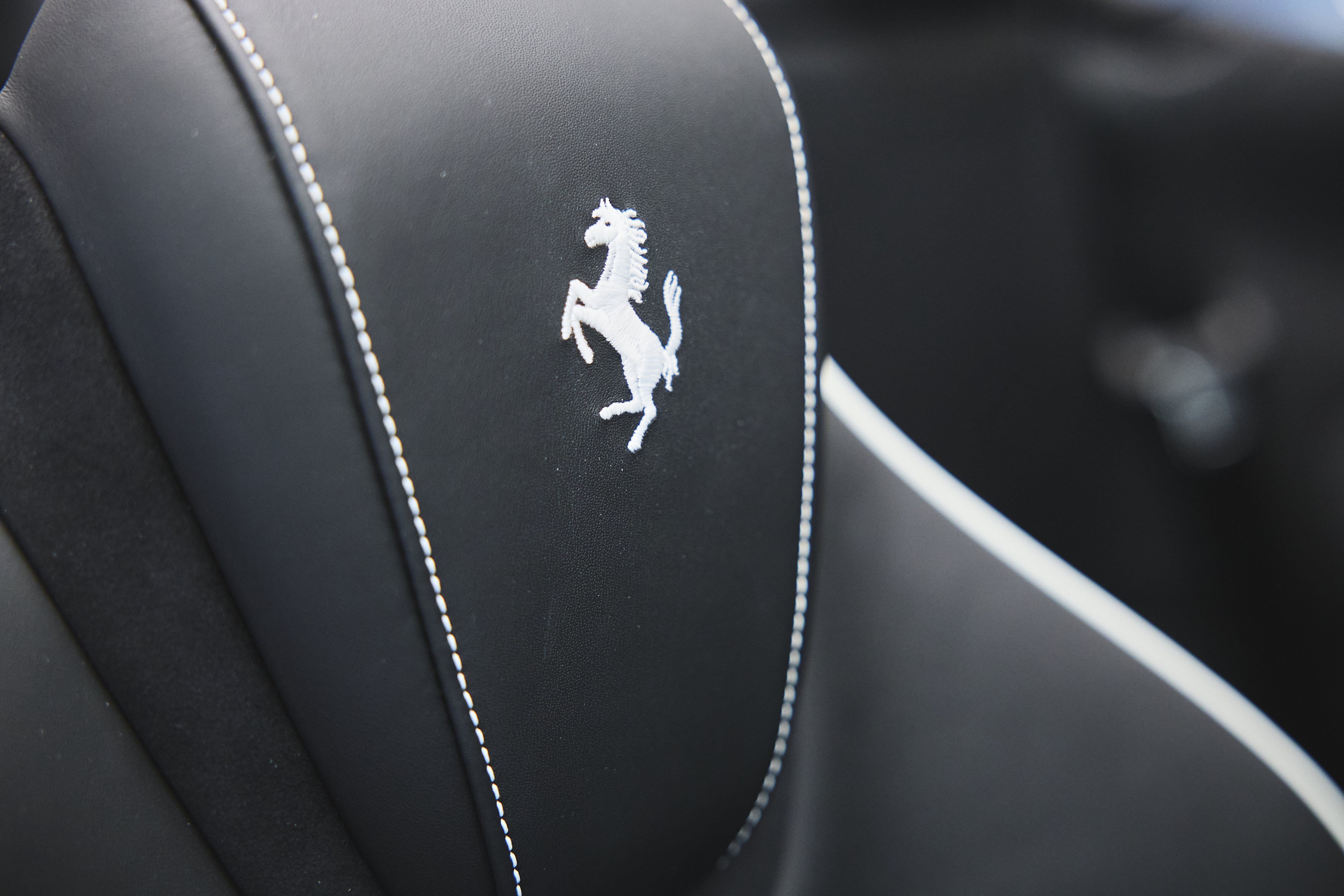 Used 2024 Ferrari Roma Spider RWD image 33