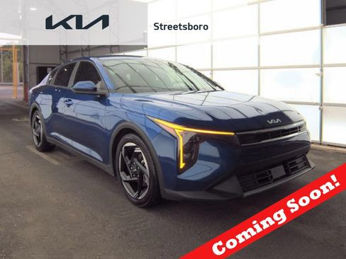 Used 2025 Kia K4 EX FWD image 1