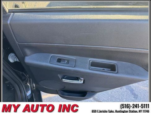 Used 2009 Jeep Grand Cherokee Laredo image 29