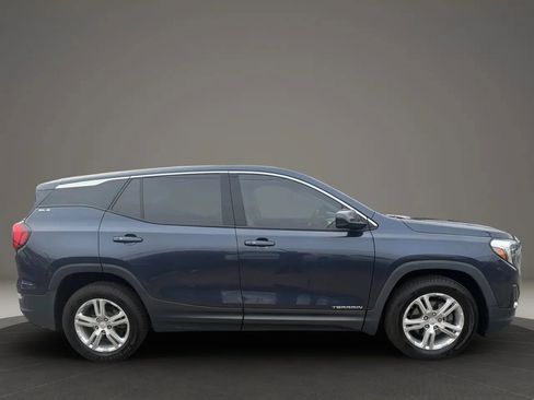 Used 2018 GMC Terrain SLE image 4