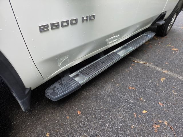 Used 2023 Chevrolet Silverado 2500 LT AWD/4WD image 37