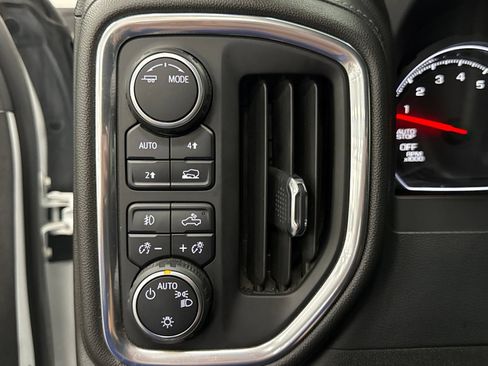 Used 2022 Chevrolet Silverado 1500 RST w/ Convenience Package II AWD/4WD image 22
