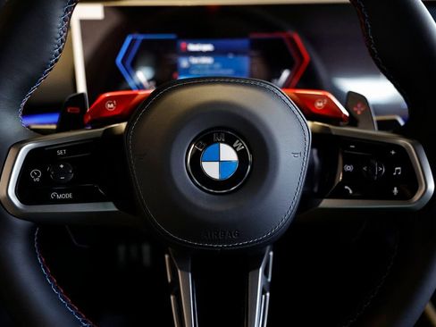 New 2026 BMW M5 w/ Executive Package image 35