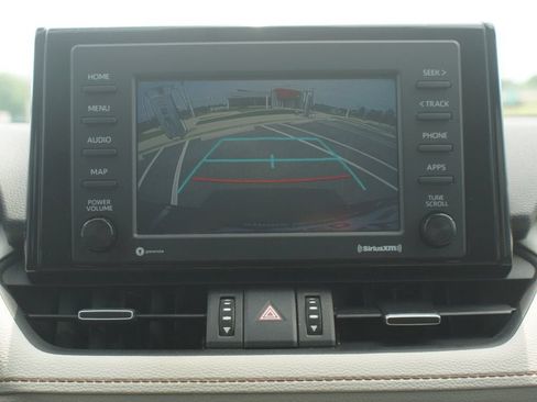 Used 2022 Toyota RAV4 XLE Premium FWD image 7