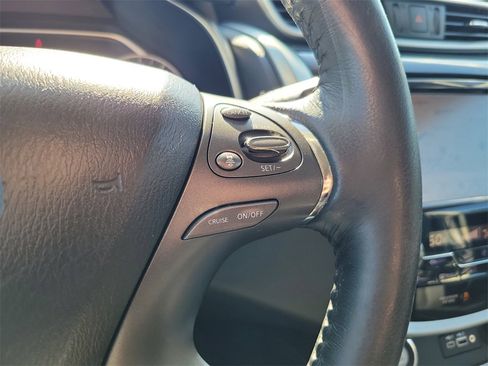 Used 2019 Nissan Murano SL image 25