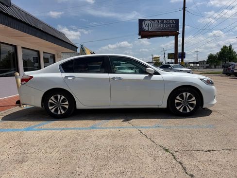 Used 2014 Honda Accord LX image 4