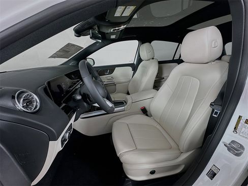 New 2026 Mercedes-Benz GLA 250 GLA 250 image 20