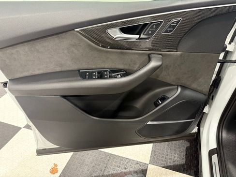 Used 2021 Audi SQ7 Premium Plus w/ Driver Assistance Package image 16