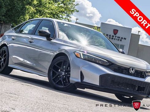 Used 2025 Honda Civic Sport image 1