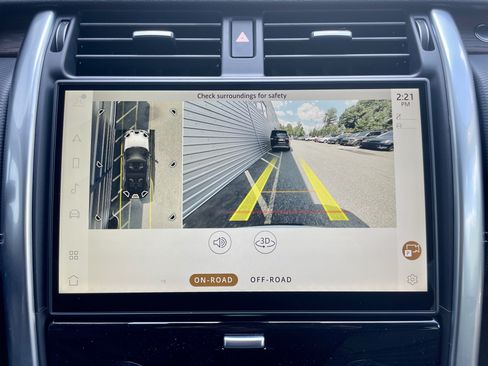 New 2026 Land Rover Discovery Dynamic SE AWD/4WD image 28