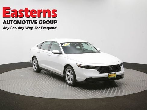Used 2025 Honda Accord LX image 48