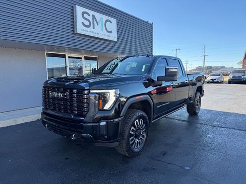 Used 2024 GMC Sierra 2500 Denali Ultimate w/ Max Trailering Package image 1