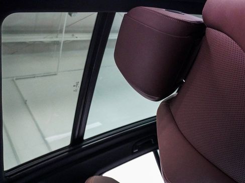 Used 2021 BMW X5 xDrive45e w/ Premium Package image 8