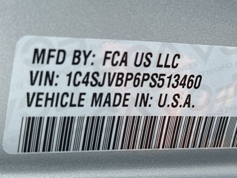 Used 2023 Jeep Wagoneer Series II w/ Premium Group I AWD/4WD image 34