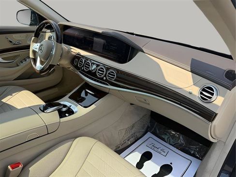 Used 2019 Mercedes-Benz S 560 4MATIC Sedan image 35