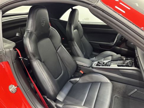 Certified 2023 Porsche 911 Carrera 4S AWD/4WD image 39