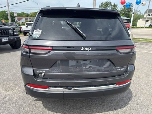 Used 2025 Jeep Grand Cherokee Limited w/ Trailer Tow Package AWD/4WD image 4