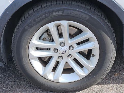 Used 2014 Ford Explorer XLT w/ Equipment Group 202A image 13