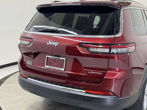 Certified 2022 Jeep Grand Cherokee L Limited image 8