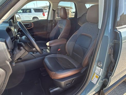 Used 2021 Ford Bronco Sport Outer Banks w/ Outer Banks Package image 13