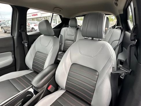 Used 2023 Nissan Kicks SR w/ SR Premium Package FWD image 25