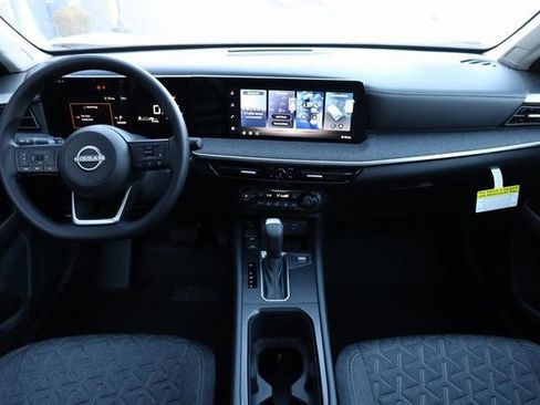New 2026 Nissan Kicks SV w/ SV Premium Package FWD image 12