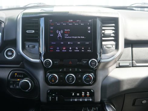 Used 2019 RAM 1500 Big Horn AWD/4WD image 24
