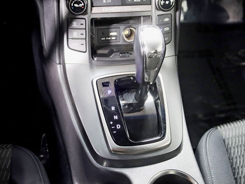 Used 2015 Hyundai Genesis 3.8 image 19