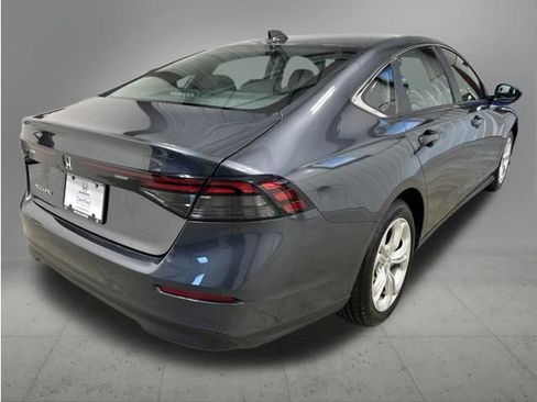 Used 2023 Honda Accord LX image 6