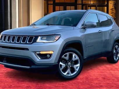 Used 2018 Jeep Compass Limited w/ Navigation Group