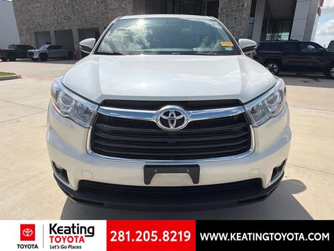 Used 2016 Toyota Highlander Plus FWD image 9