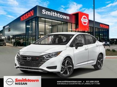 New 2025 Nissan Versa SR w/ Trunk Package