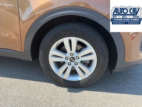 Used 2017 Kia Sportage LX FWD image 19