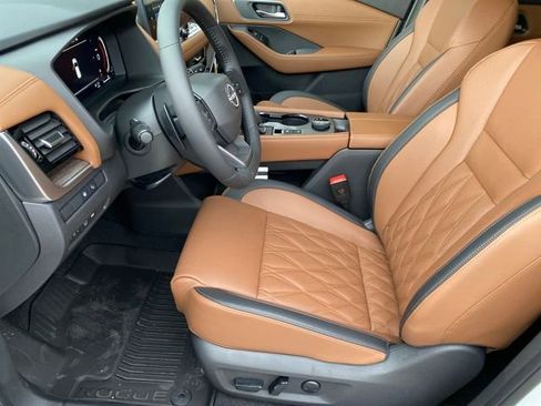 New 2026 Nissan Rogue Platinum w/ Platinum Premium Package image 10