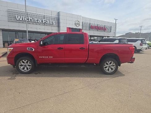 Certified 2023 Nissan Titan SV w/ SV Convenience Package AWD/4WD image 2