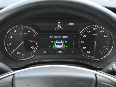 Used 2020 Cadillac XT5 Luxury w/ LPO, Floor Liner Package image 10