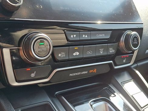 Used 2020 Honda CR-V EX image 17