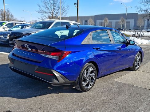 Certified 2025 Hyundai Elantra Sport image 6