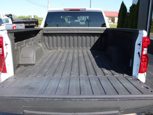 Used 2024 Chevrolet Silverado 1500 W/T w/ WT Value Package AWD/4WD image 16