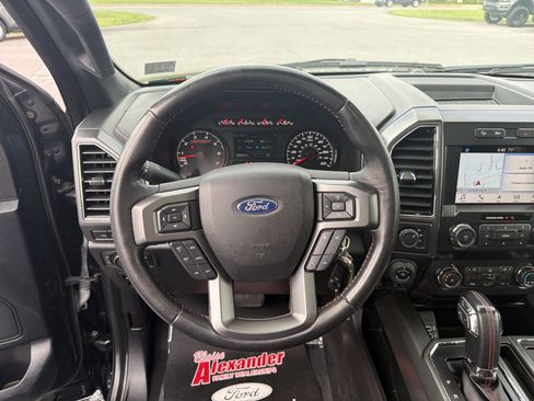 Used 2019 Ford F150 XLT w/ Equipment Group 302A Luxury AWD/4WD image 17