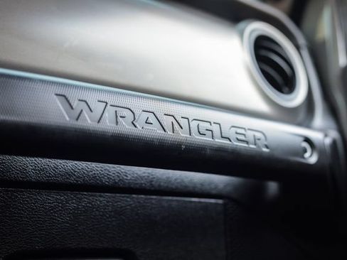 Used 2022 Jeep Wrangler Unlimited Sport AWD/4WD image 56