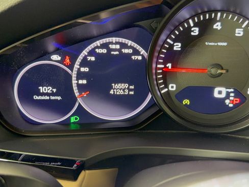 Certified 2023 Porsche Cayenne AWD/4WD image 26