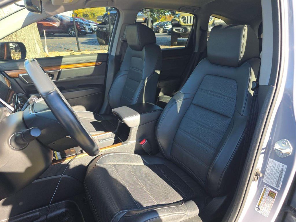 Used 2021 Honda CR-V Touring image 7