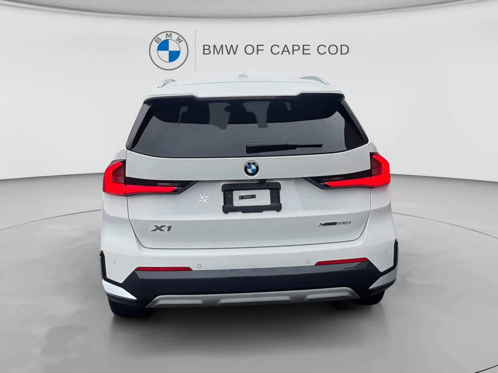 Used 2026 BMW X1 xDrive28i w/ Technology Package AWD/4WD image 6