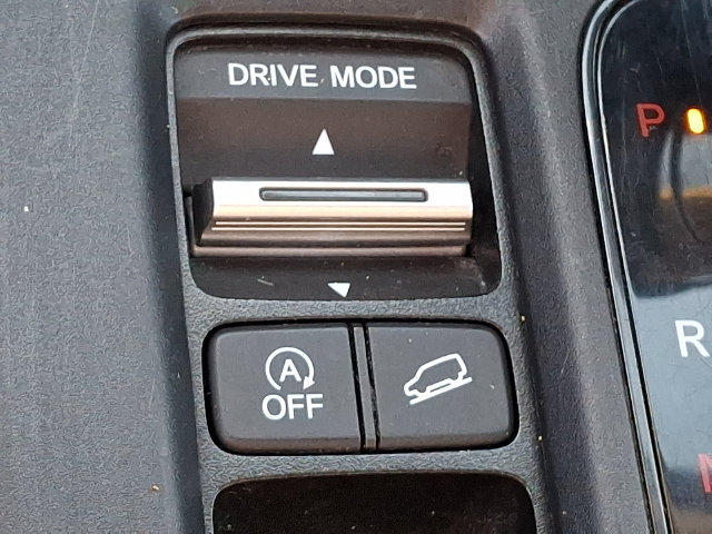 Used 2025 Honda CR-V LX image 26