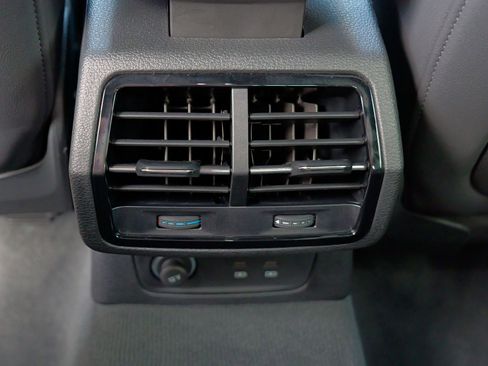 Certified 2025 Audi Q3 2.0T Premium w/ Convenience Package image 31