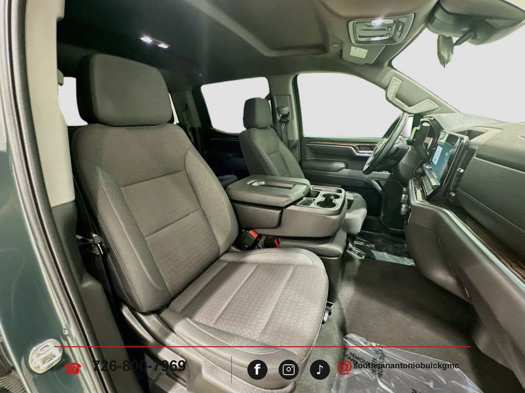 Certified 2025 Chevrolet Silverado 1500 LT RWD image 30